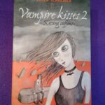Vampire kisses 2: Kissing coffins