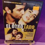 El otro lado de la cama
