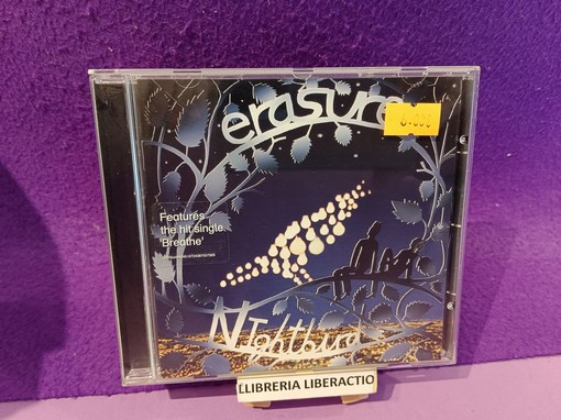 Si un CD fuera una flor, la librería se convertiría en un hermoso jardín de notas