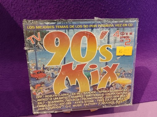 LA-039760 90's Mix - Imagen 1
