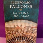 La reina descalza