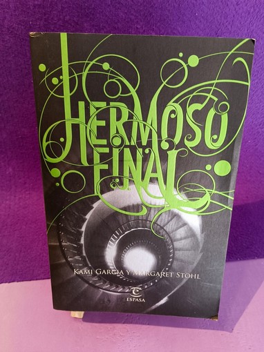 Novedades en papel pre-Sant Jordi