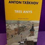 Tres anys (català)