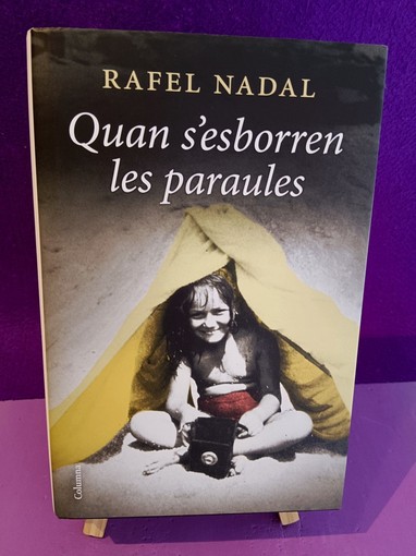 El papel con palabras no es solo papel