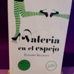 Valeria en el espejo