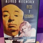Ricos y extraños
